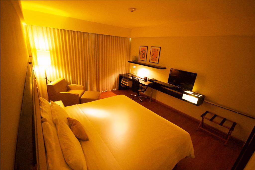 Hotel Pestana Premium & Conference Caracas