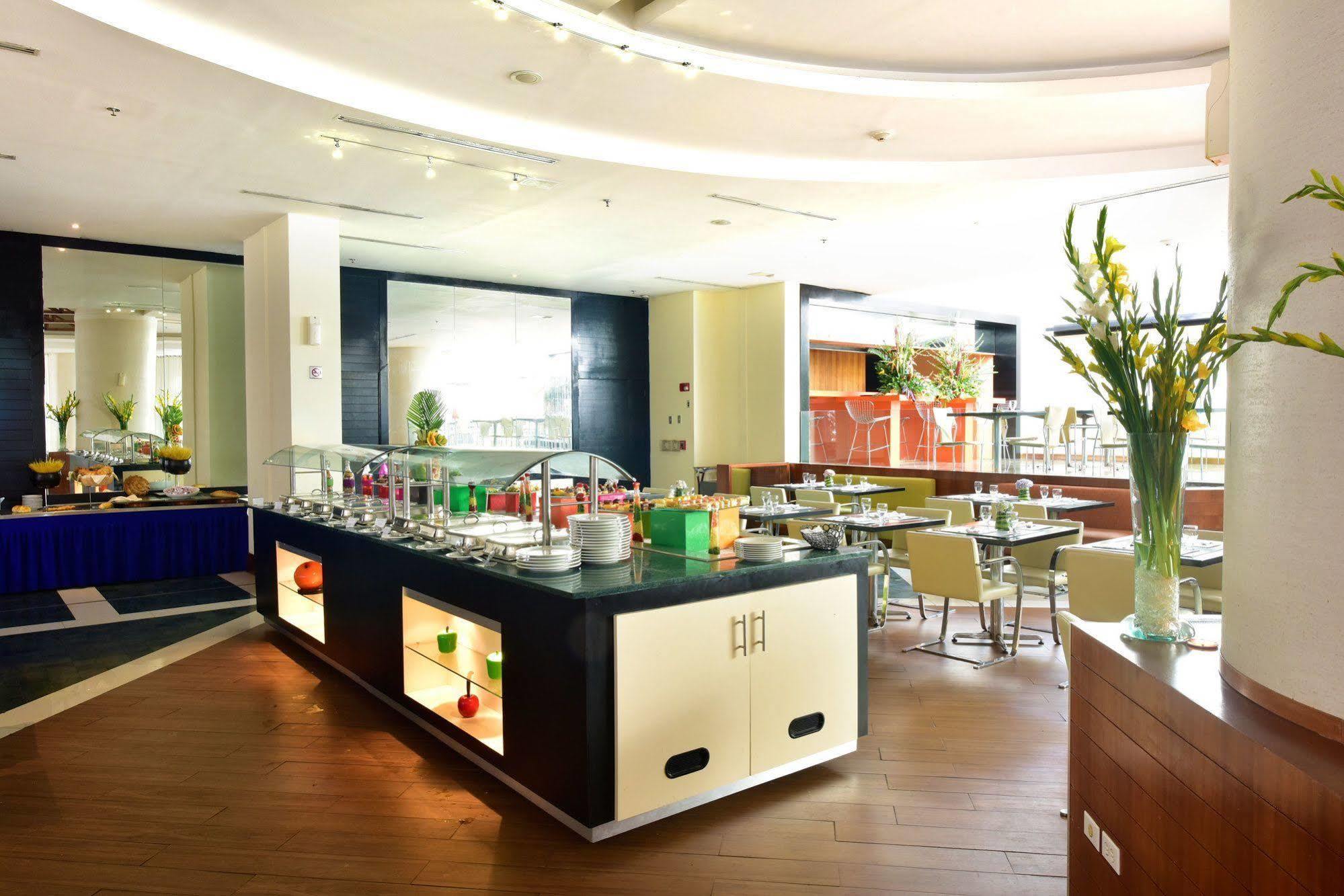 Hotel Pestana Premium & Conference Caracas